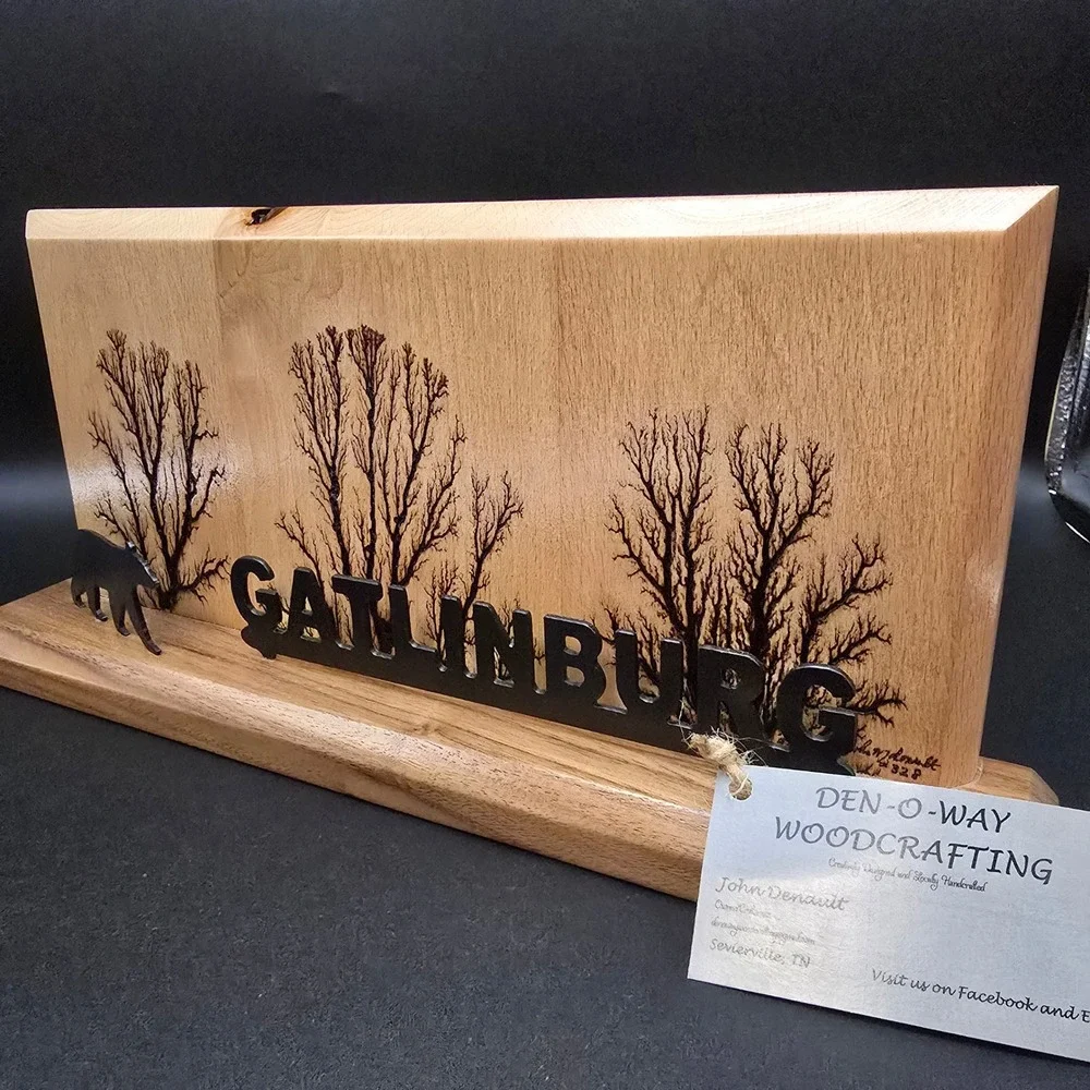 Den-O-Way Woodcrafting Gatlinburg Lichtenberg Wood Art Bear Smoky Mountains TN